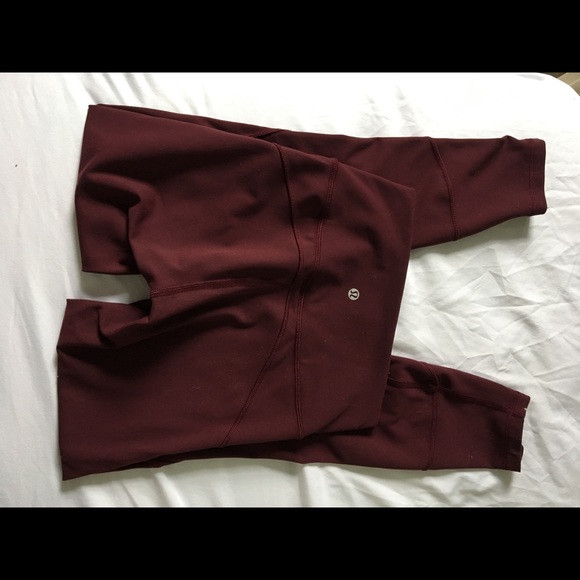 Wunder under Burgundy leggings - Picture 4 of 4
